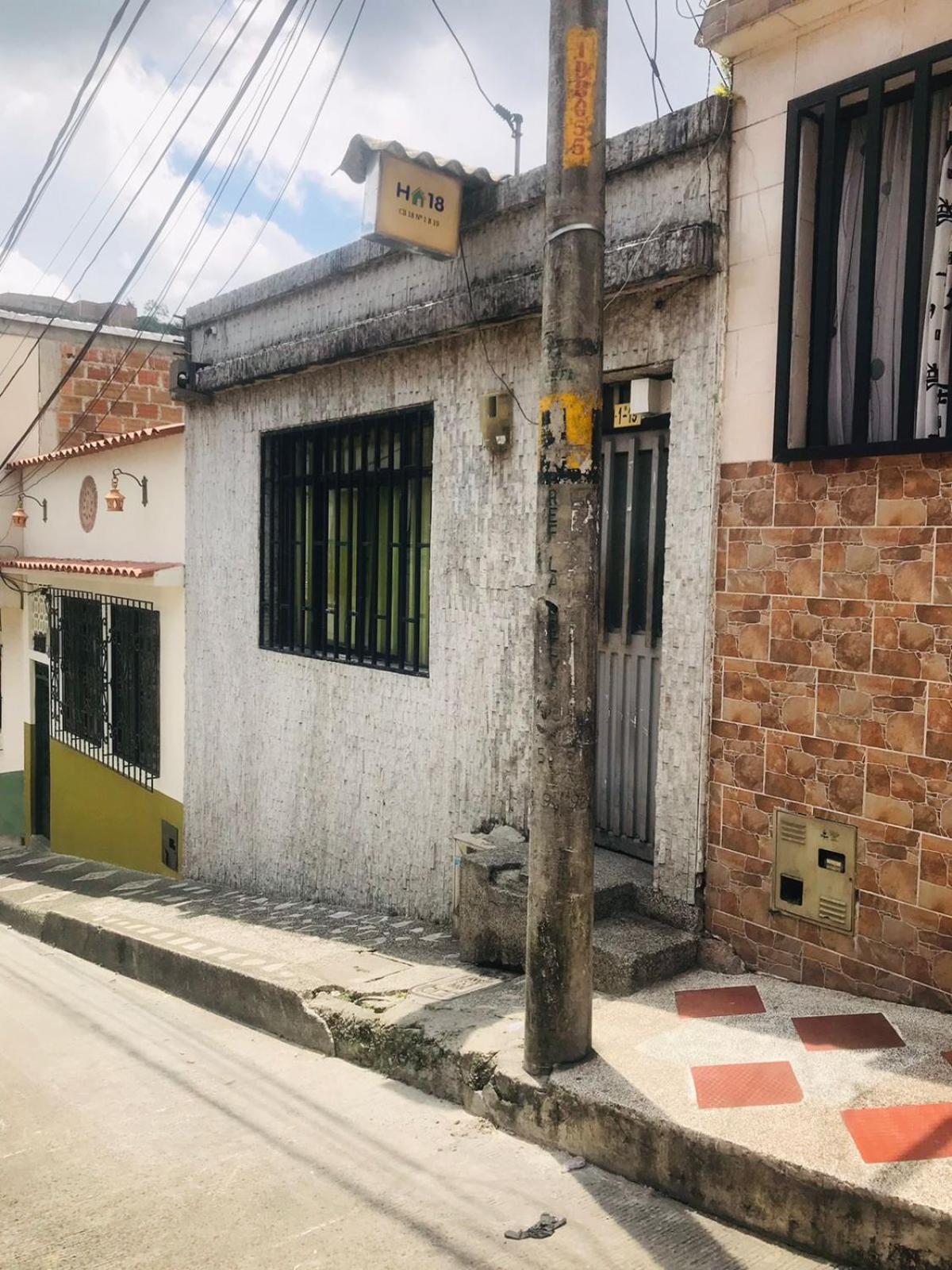 Hostal La 18 Pereira Εξωτερικό φωτογραφία